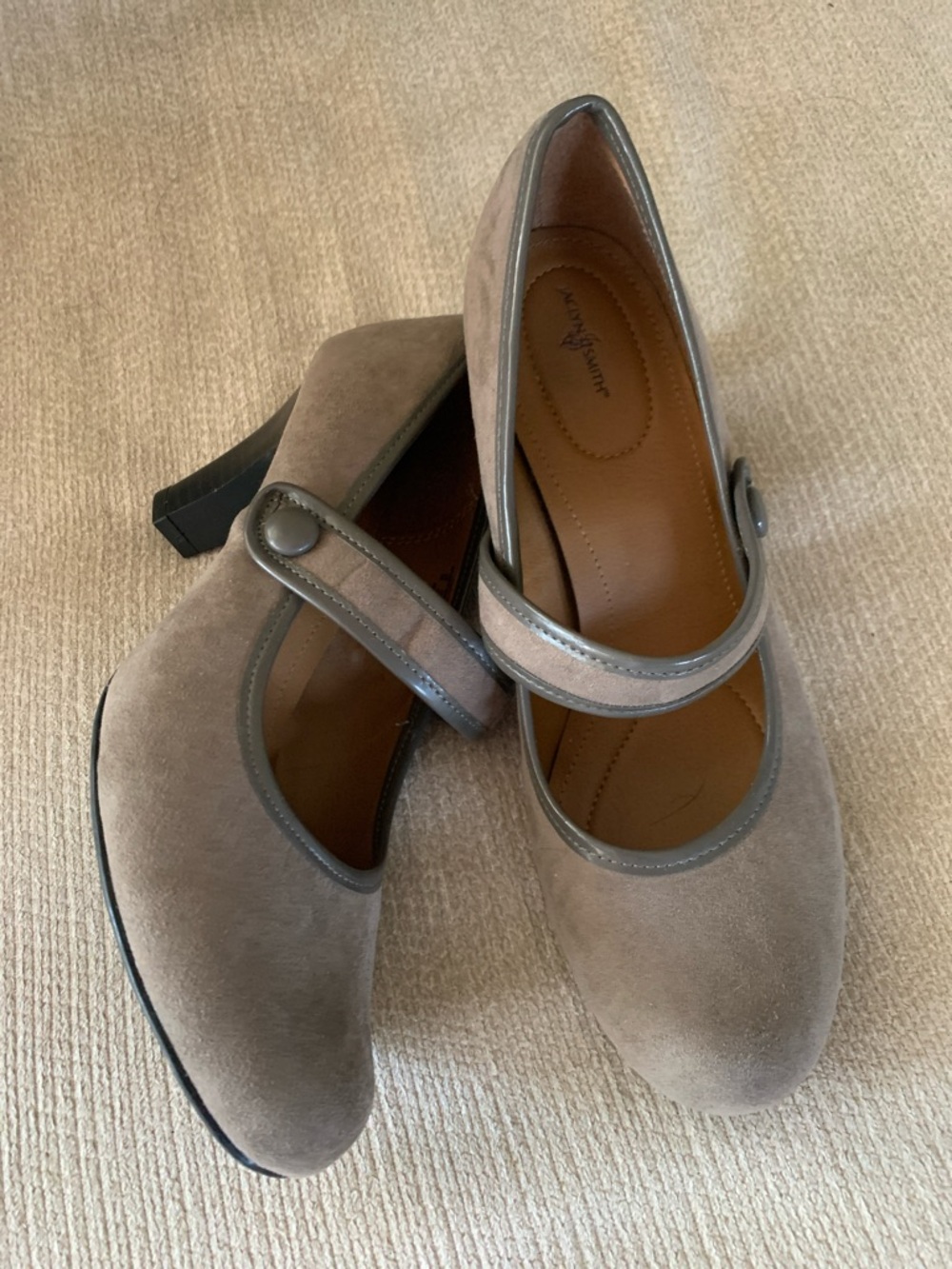 Jacqueline Smith Taupe Faux Suede Mary Jane Heels with Button Strap Size 9